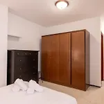 Cruz Urban Retreat Center 아파트
